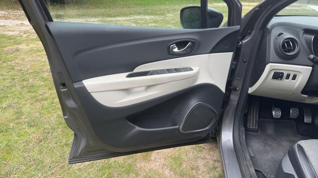 Renault Captur image 4