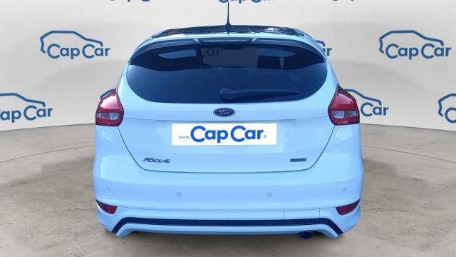 Ford Focus image 5