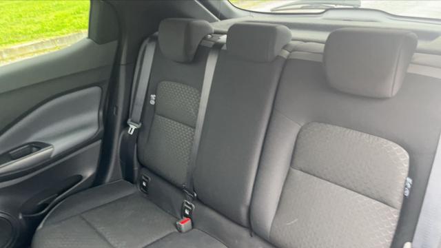 Nissan Juke image 6