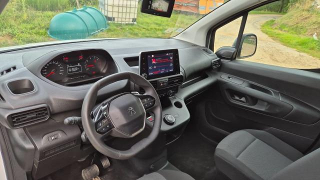 Peugeot Partner image 8