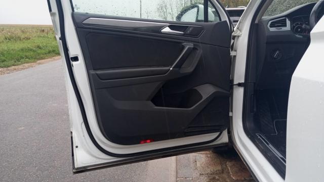 Volkswagen Tiguan image 8