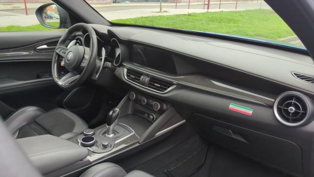 Alfa Romeo Stelvio image 1