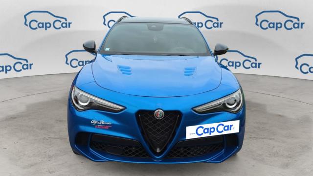 Alfa Romeo Stelvio image 8