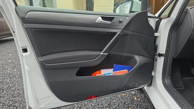 Volkswagen Golf image 2
