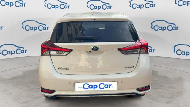 Toyota Auris image 5
