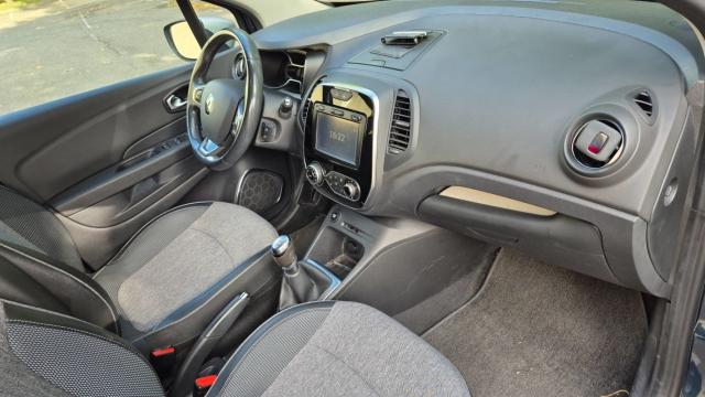 Renault Captur image 1