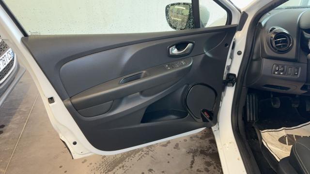 Renault Clio image 9