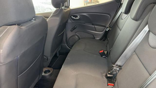 Renault Clio image 6