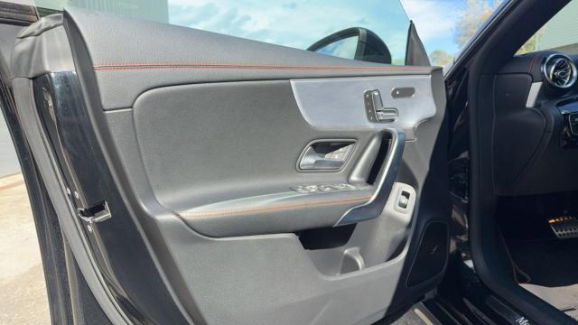 Mercedes Benz Classe Cla image 8