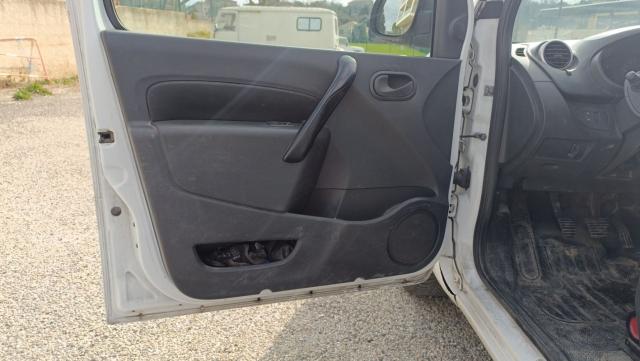 Renault Kangoo Express image 8