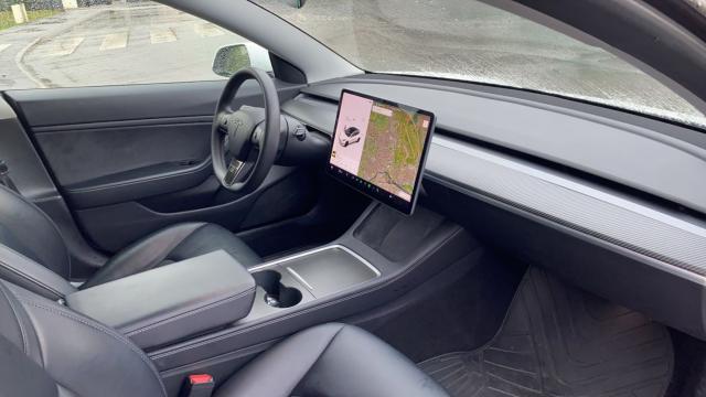 Tesla Model 3 image 8