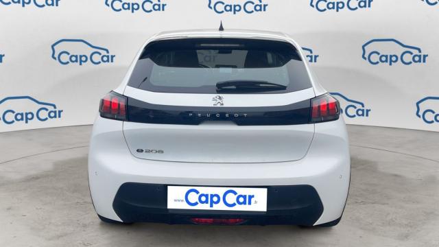 Peugeot 208 image 1