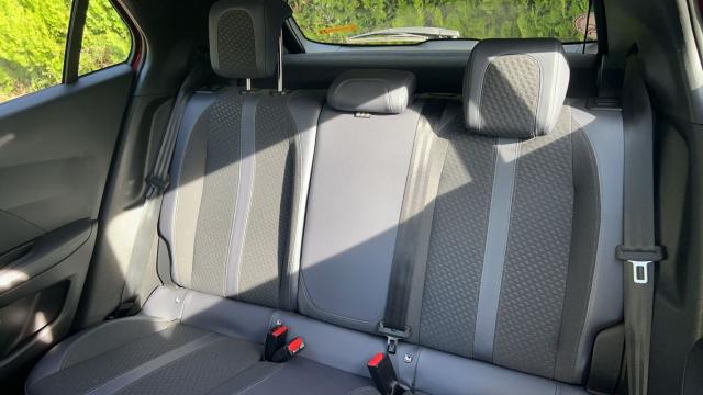 Peugeot 2008 image 5