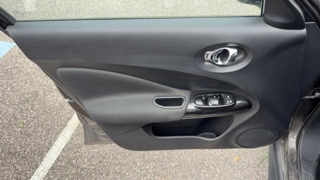 Nissan Juke image 6