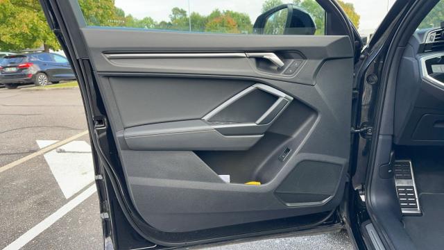 Audi Q3 Sportback image 9
