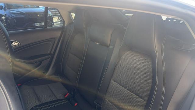 Mercedes Benz Cla Shooting Brake image 7