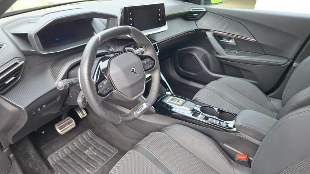 Peugeot 2008 image 4