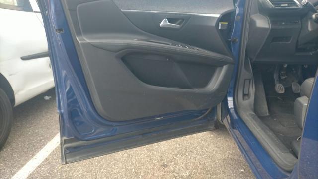 Peugeot 3008 image 6
