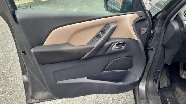 Citroen C4 Picasso image 9