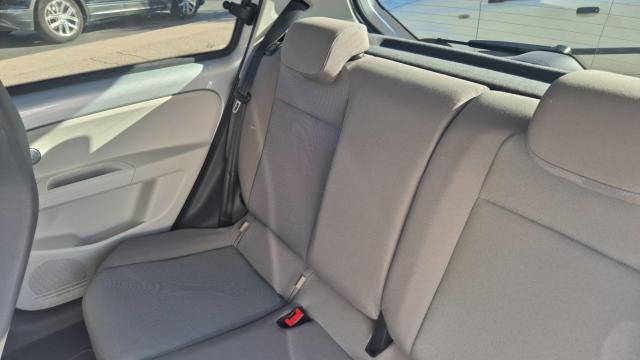 Volkswagen Up! image 8