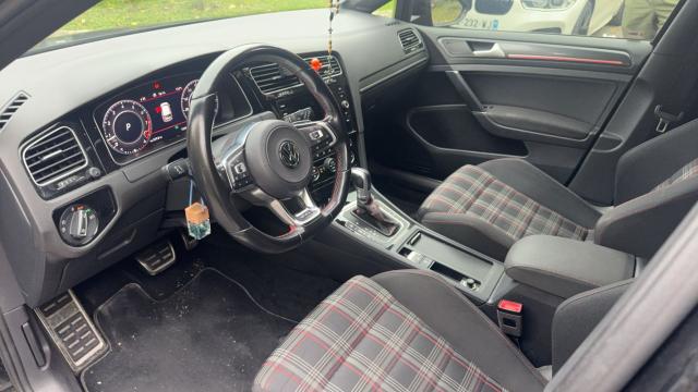 Volkswagen Golf image 5