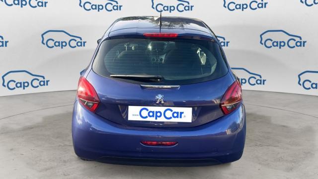 Peugeot 208 image 1