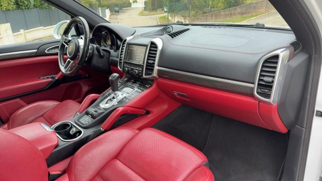 Porsche Cayenne image 1
