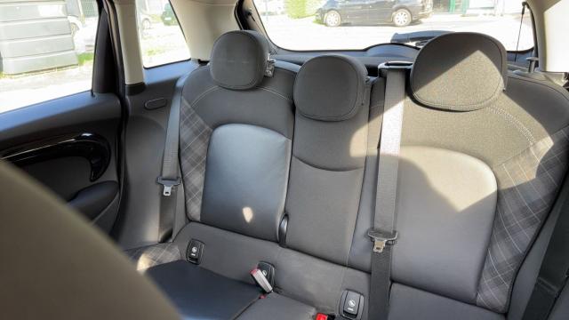 Mini Cooper S image 6