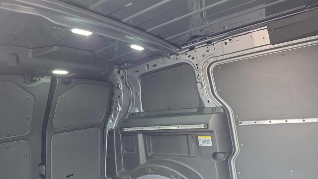 Volkswagen Id. Buzz image 4
