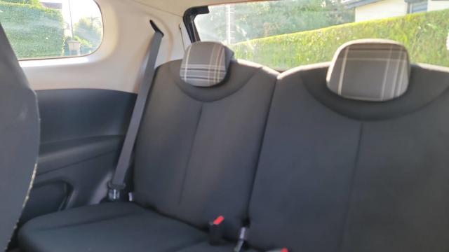 Peugeot 108 image 3