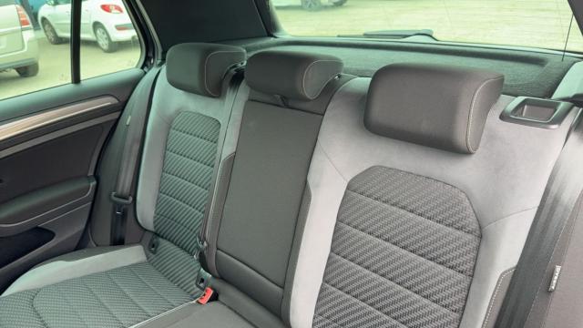 Volkswagen Golf image 4