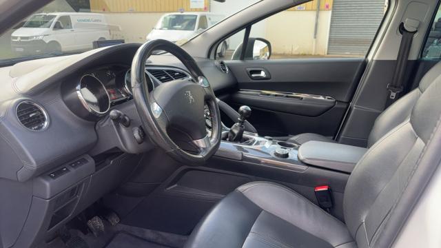 Peugeot 3008 image 8