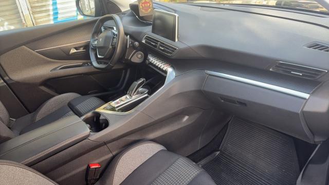 Peugeot 3008 image 9