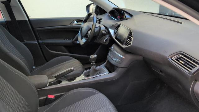 Peugeot 308 image 5
