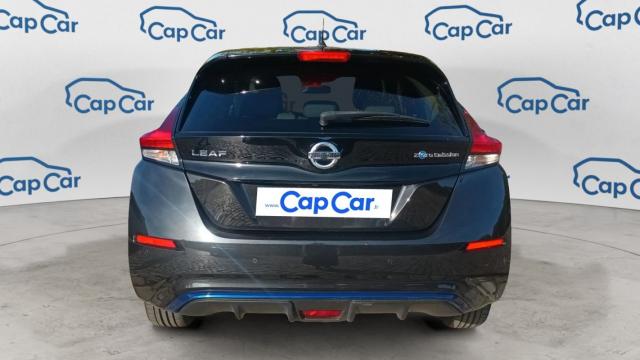 Nissan Leaf image 2