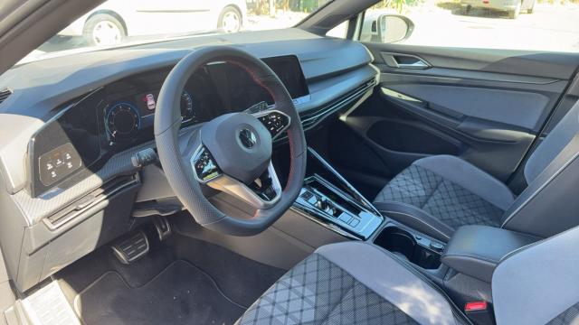 Volkswagen Golf image 1