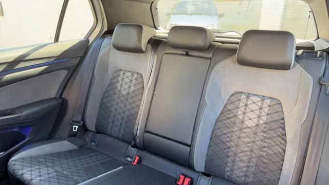 Volkswagen Golf image 2