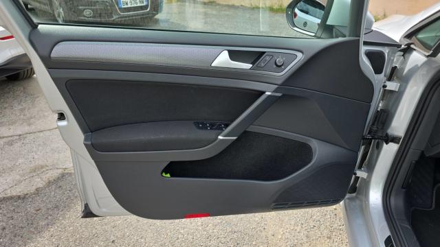 Volkswagen Golf image 6