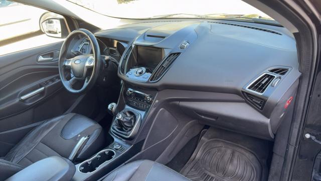 Ford Kuga image 9
