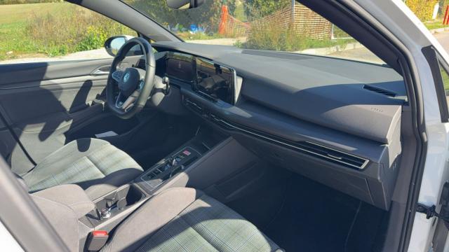 Volkswagen Golf image 3