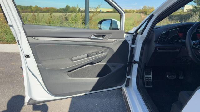 Volkswagen Golf image 2
