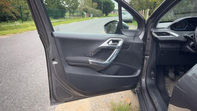 Peugeot 2008 image 5