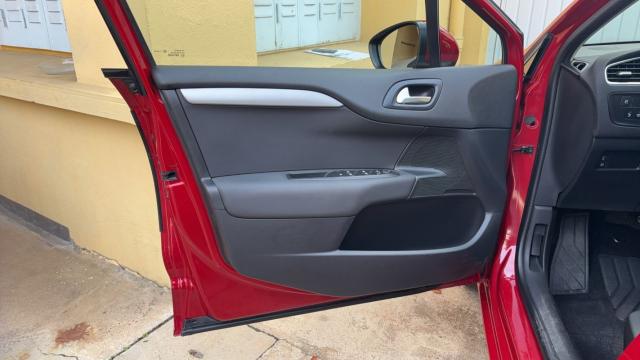 Citroen C4 image 5