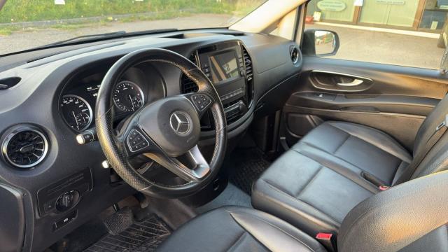 Mercedes Benz Vito image 2