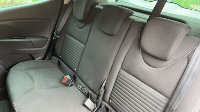 Renault Clio image 2