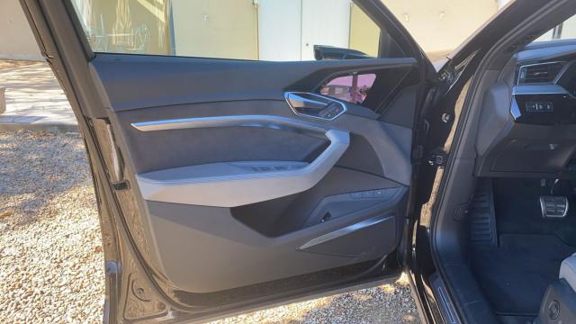 Audi E-Tron image 9