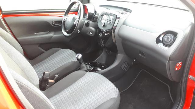 Peugeot 108 image 6