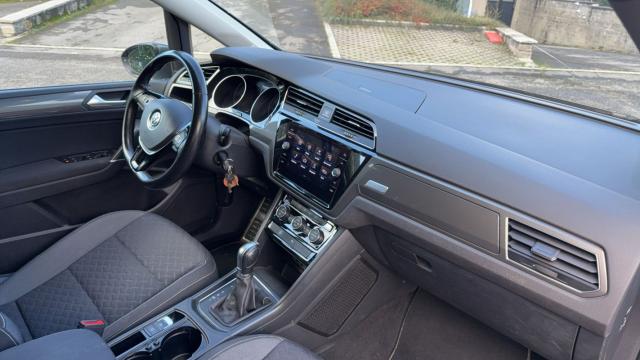 Volkswagen Touran image 3