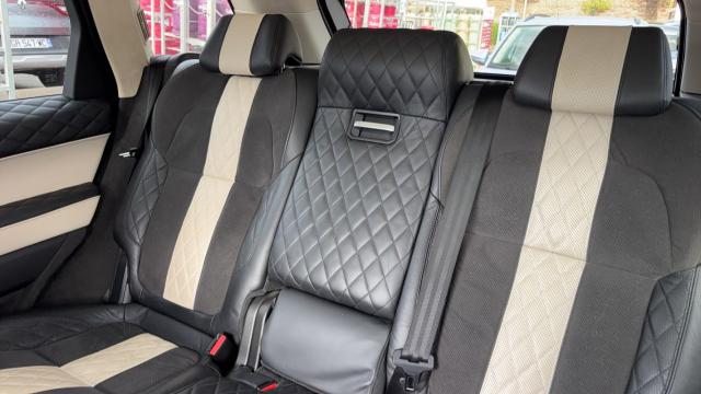 Land Rover Range Rover Sport image 8