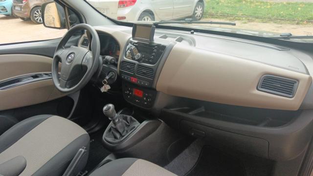 Opel Combo image 6